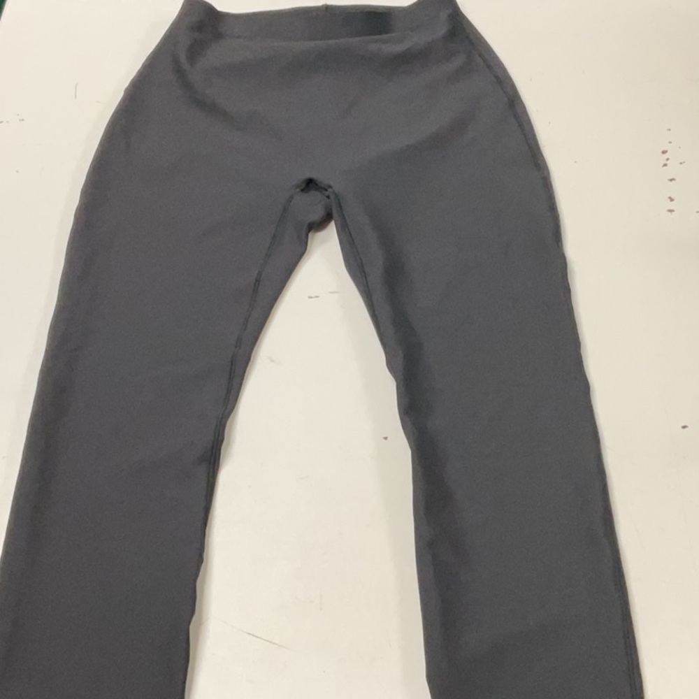 SKIMS Charcoal High-Waisted Leggings

U1-44 - Picture 2 of 5